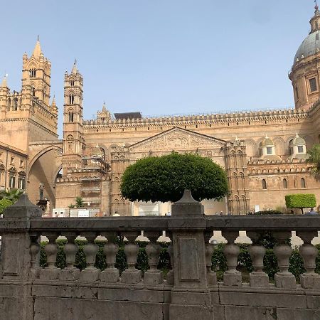 Suite Alla Cattedrale Palermo Bagian luar foto