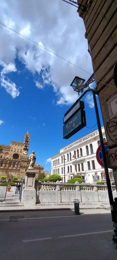 Suite Alla Cattedrale Palermo Bagian luar foto